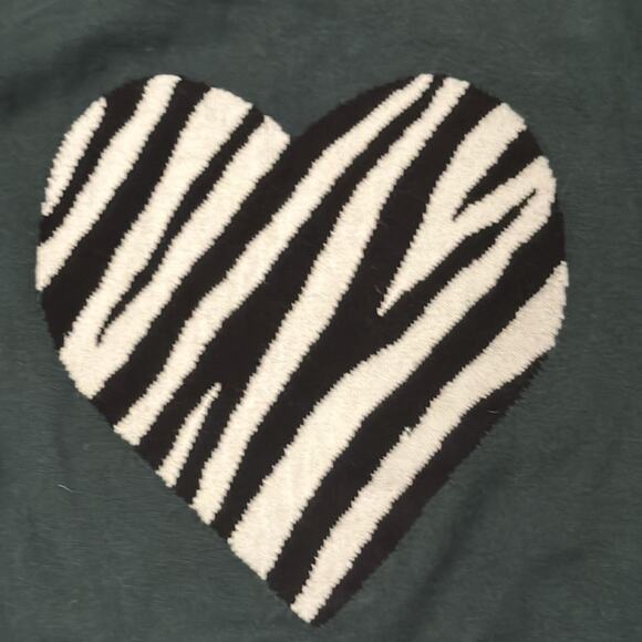 Torrid Women's Green Zebra Heart Pullover Sweater Size 2X - Picture 5 of 10